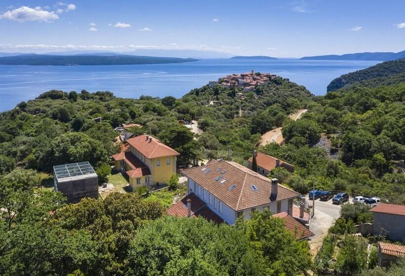 ホテル Pansion Tramontana