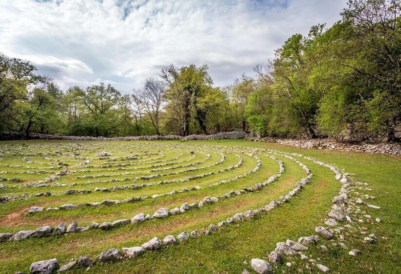 בית מלון כפרי Pansion Tramontana