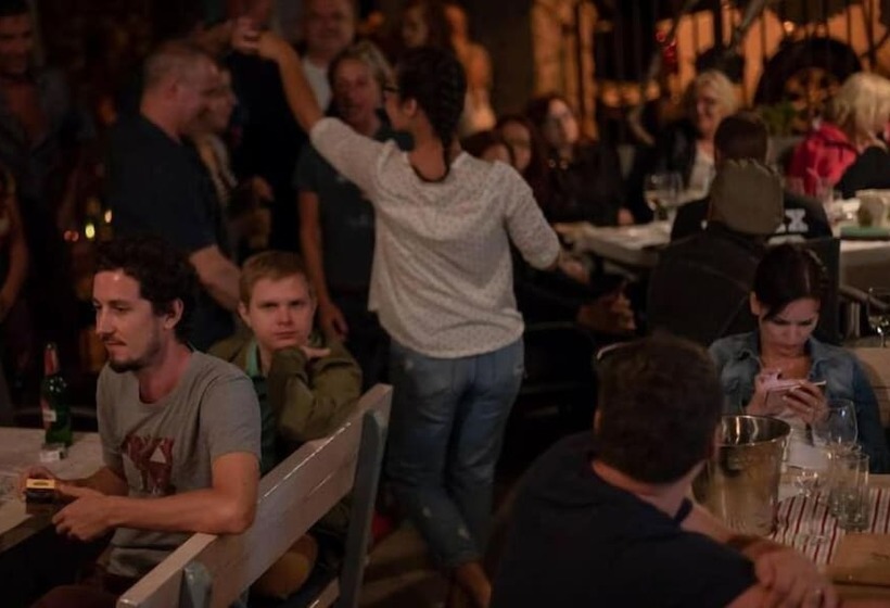 ホテル Pansion Tramontana