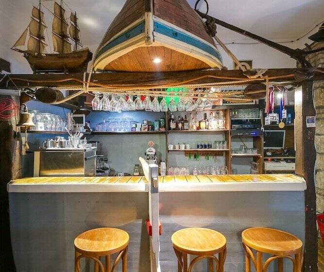 ホテル Pansion Tramontana