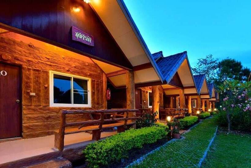 ホテル Phusiatfha Resort