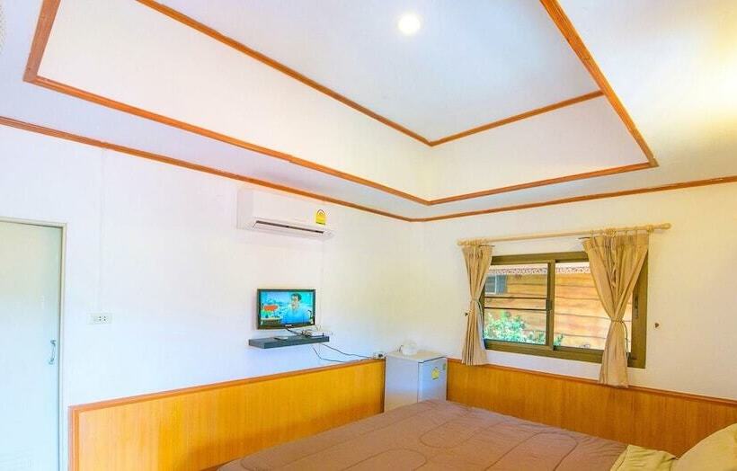 ホテル Phusiatfha Resort