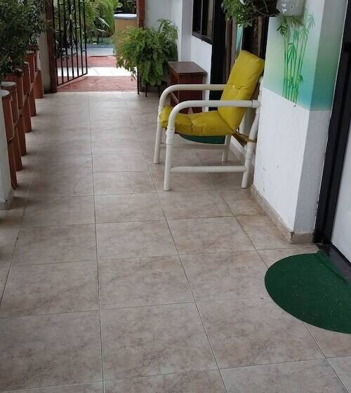 Отель Portal De Flandes