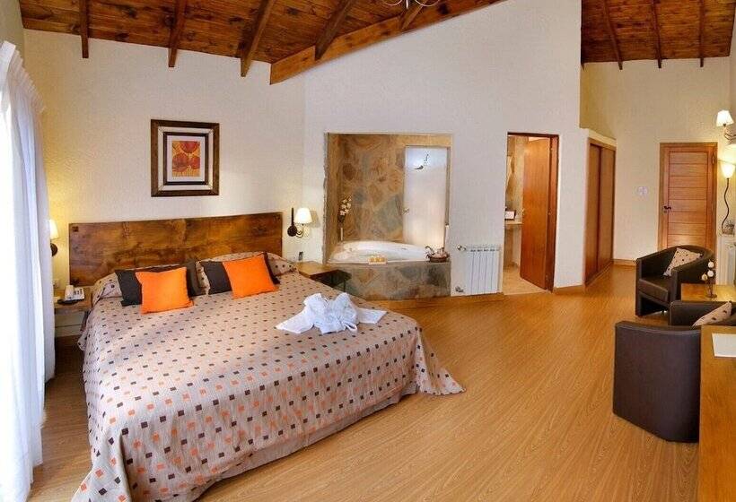 هتل Posada Del Sauce