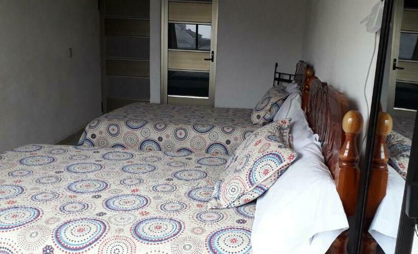 호텔 Posada Sernichari