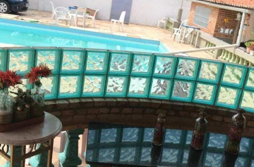 ホテル Pousada Virginia