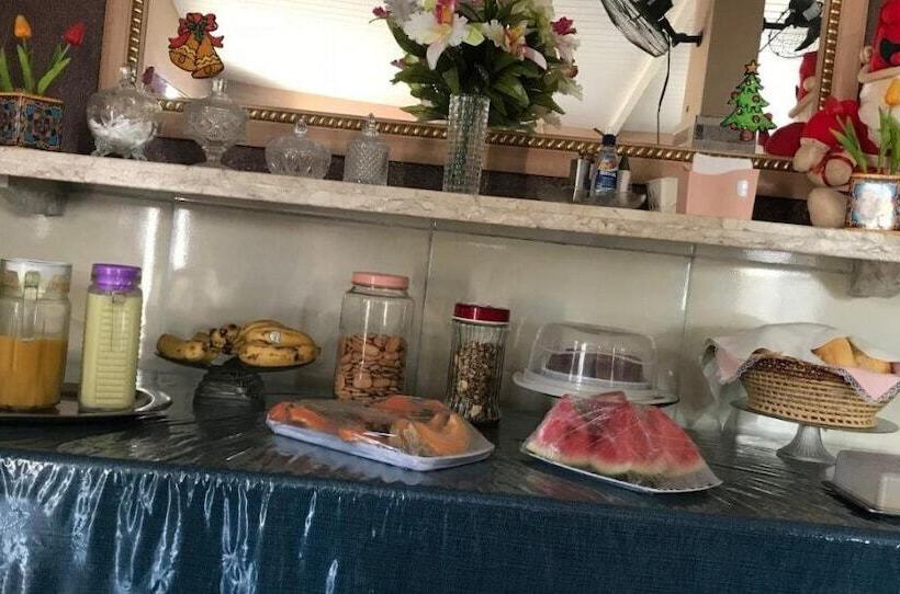 ホテル Pousada Virginia