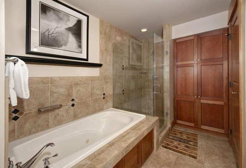 酒店 Premier 2 Bedroom Ski In, Ski Out Lone Eagle Condo With The Best Access To Skiing In Keystone