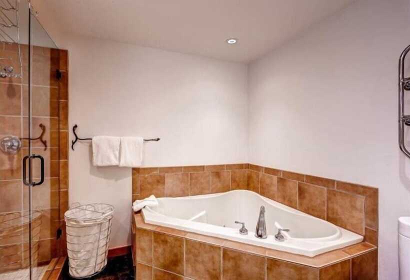 בית מלון כפרי Premier 2 Bedroom Ski In, Ski Out Vacation Rental At The Timbers With The Best Access To Skiing In K