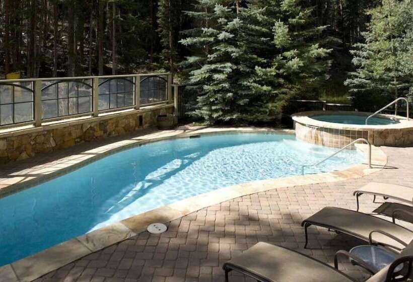 Отель Premier 3 Bedroom Ski In, Ski Out Lone Eagle Condo With The Best Access To Skiing In Keystone