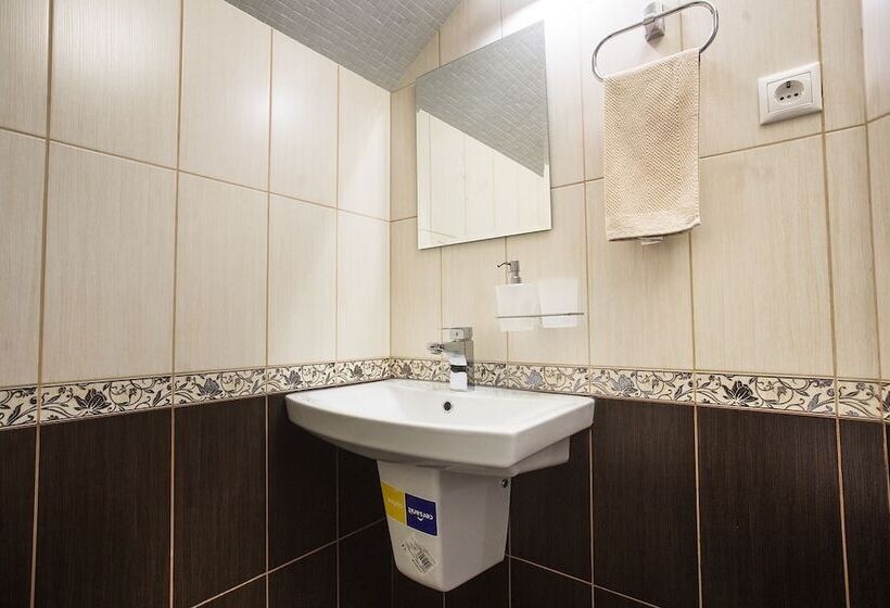 בית מלון כפרי Russkiy Dvor