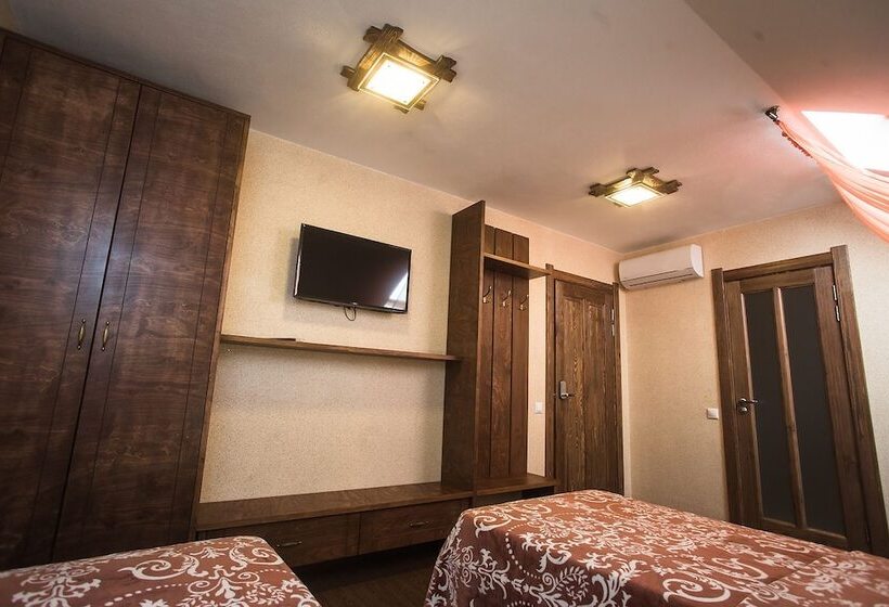 בית מלון כפרי Russkiy Dvor