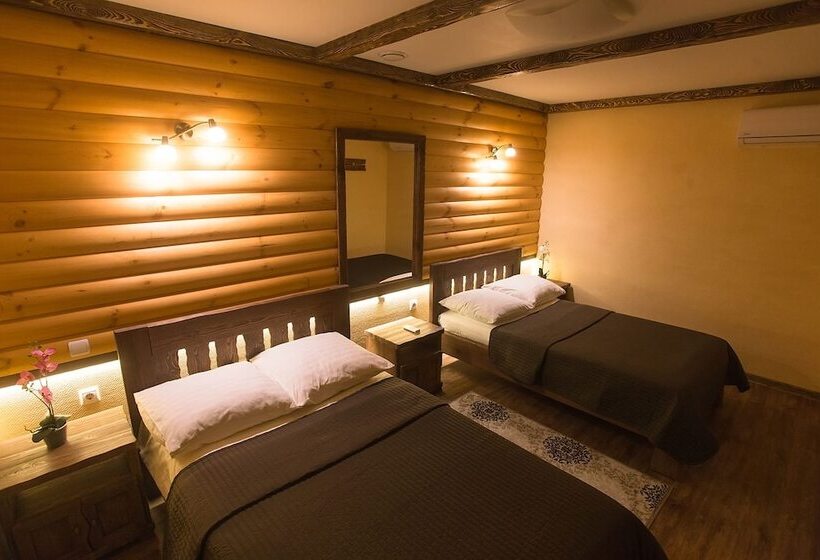 בית מלון כפרי Russkiy Dvor