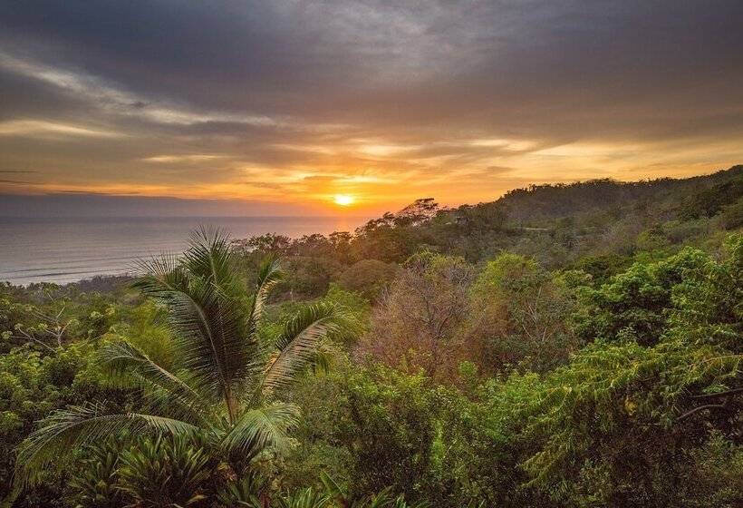 Отель Santa Teresa Surf Vista Villas