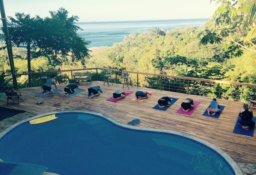 Отель Santa Teresa Surf Vista Villas