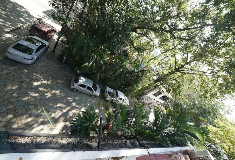 Отель Sevilla Palenque