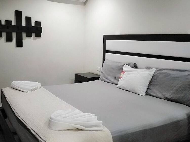 Отель Sevilla Palenque