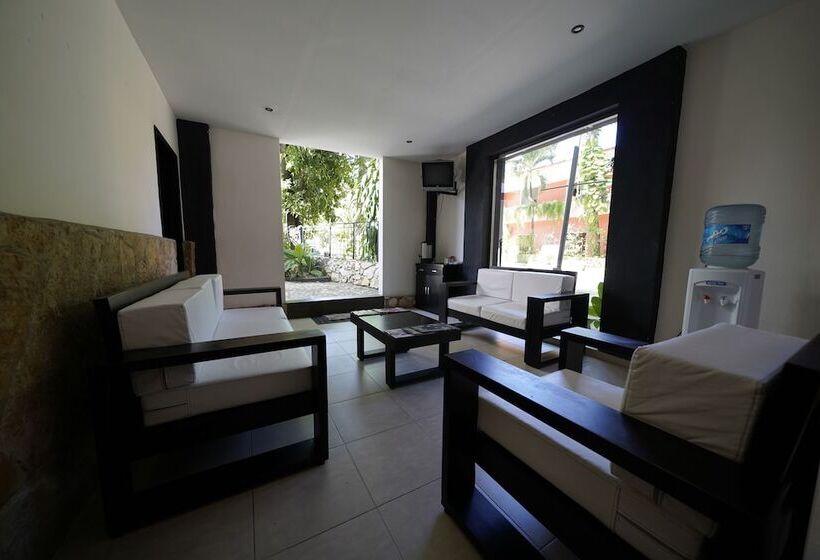 Отель Sevilla Palenque