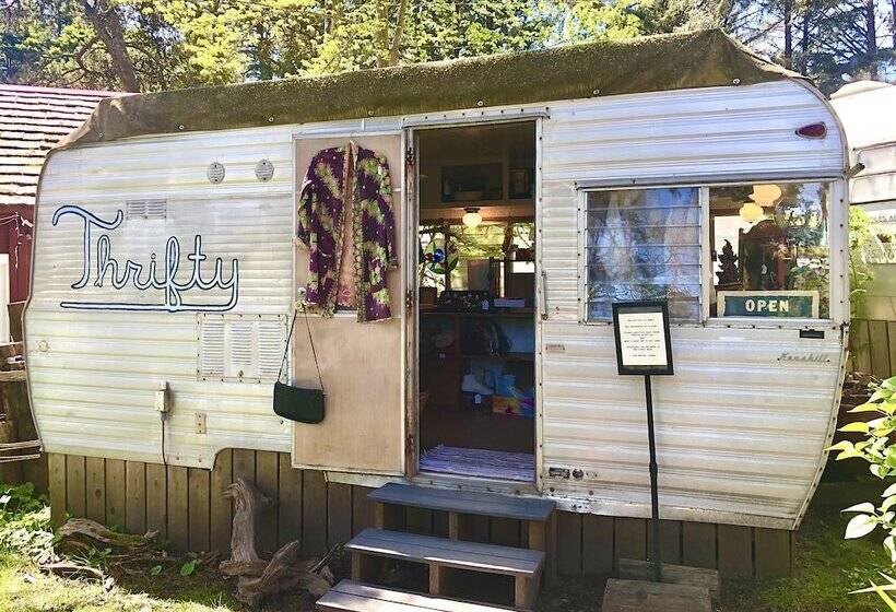 فندق Sou'wester Lodge & Vintage Trailers