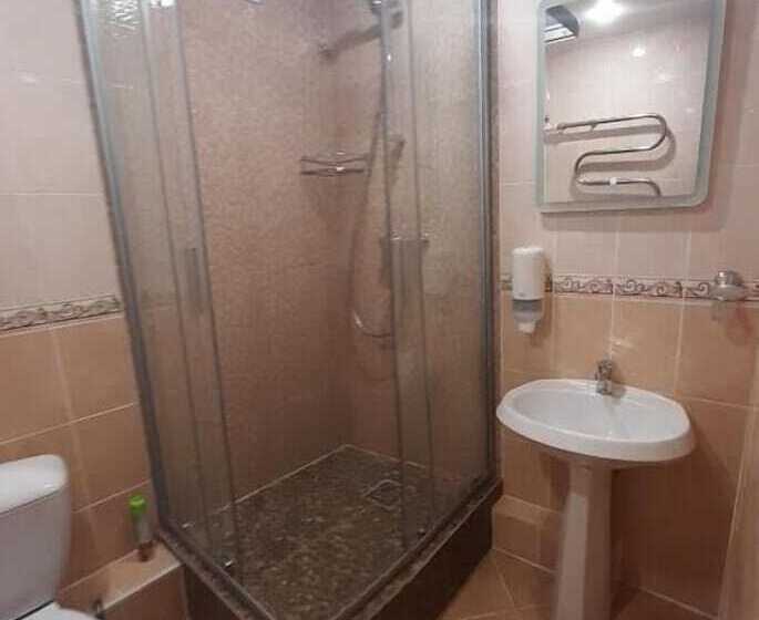 בית מלון כפרי Svir