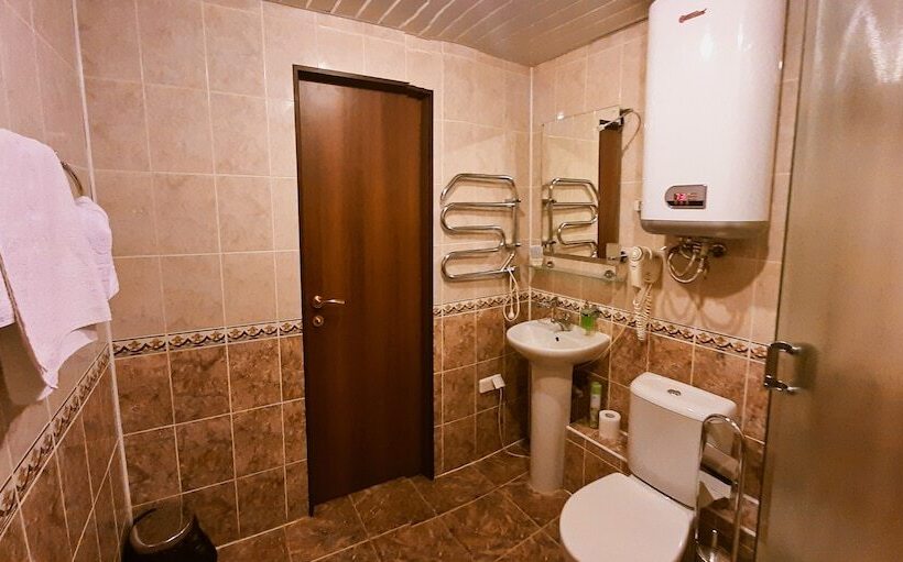 בית מלון כפרי Svir