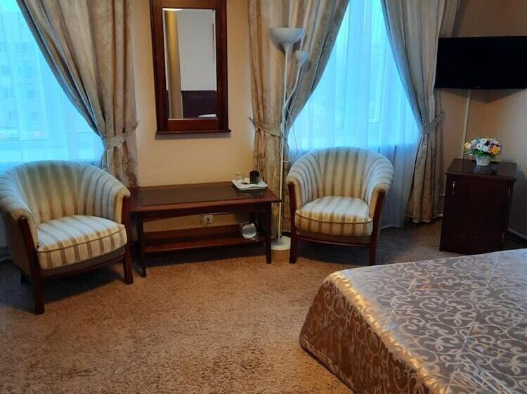 בית מלון כפרי Svir