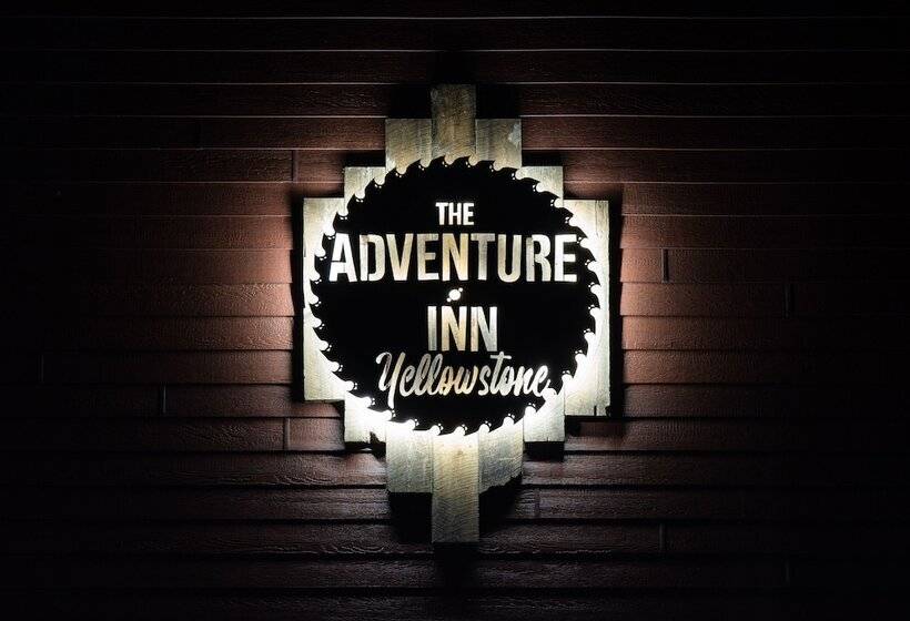 בית מלון כפרי The Adventure Inn Yellowstone