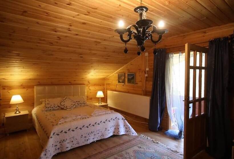 ホテル The High Trees