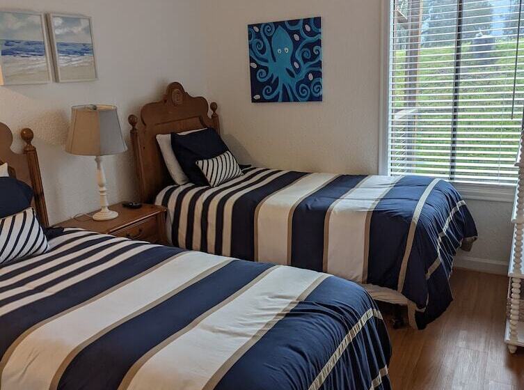 فندق The Landmark Inn On Orcas Island