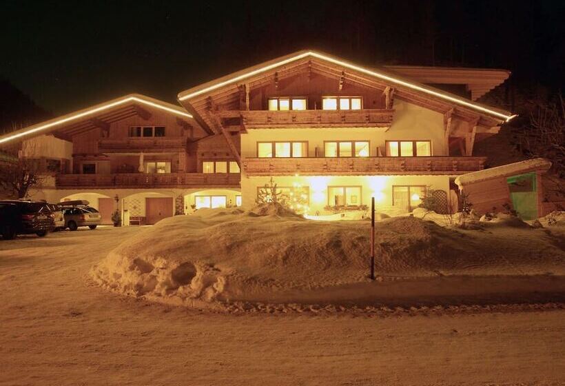 فندق Zirbennest Martha