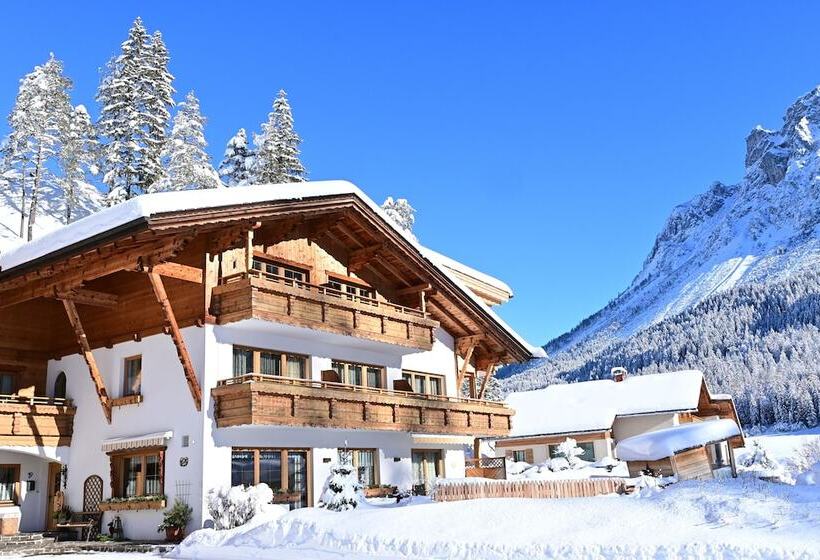 فندق Zirbennest Martha