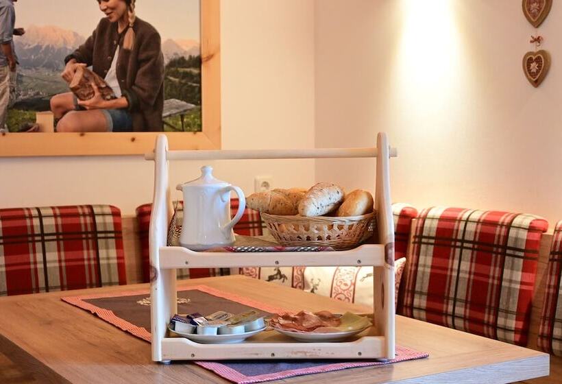 فندق Zirbennest Martha