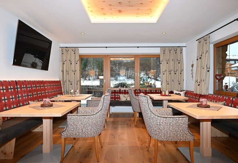 فندق Zirbennest Martha