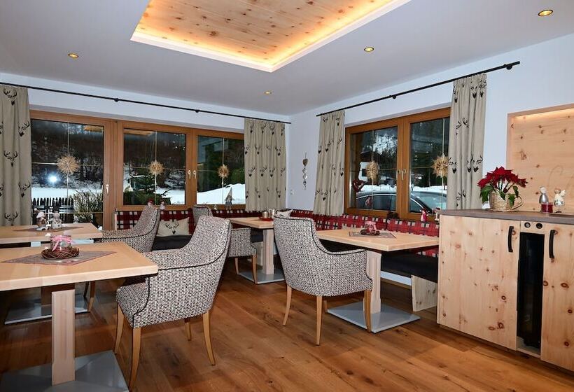 فندق Zirbennest Martha