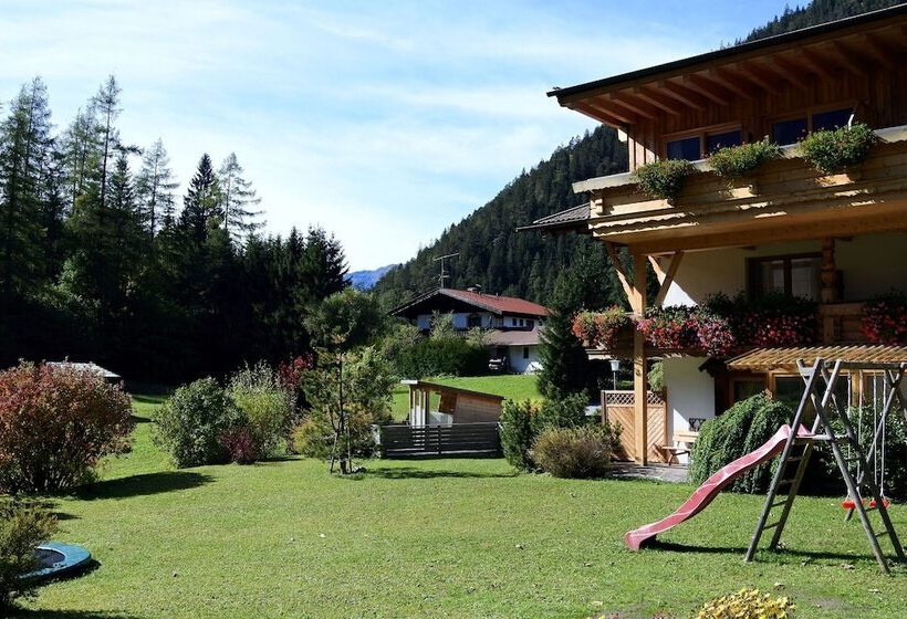 فندق Zirbennest Martha