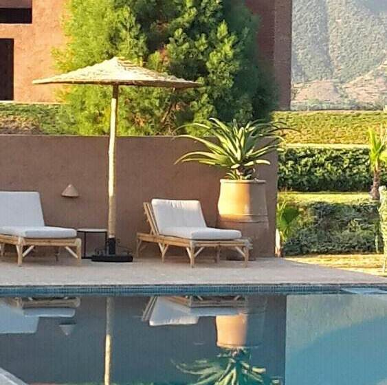 L  Amandier Hotel & Villas