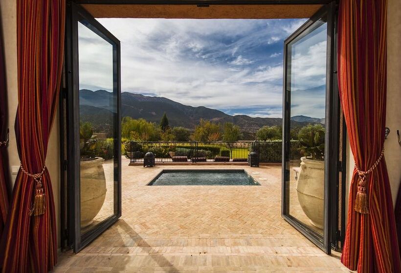 L  Amandier Hotel & Villas