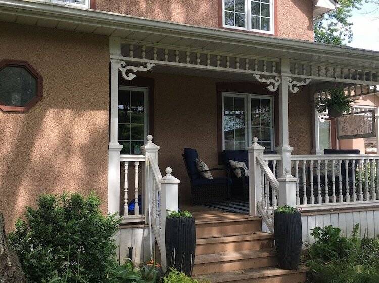 Matisse Bed & Breakfast