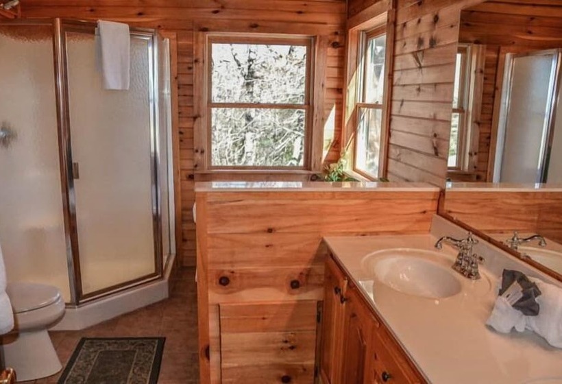 Mountain Rivers Lodge