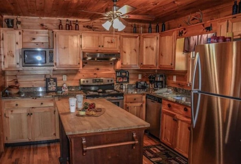 Mountain Rivers Lodge