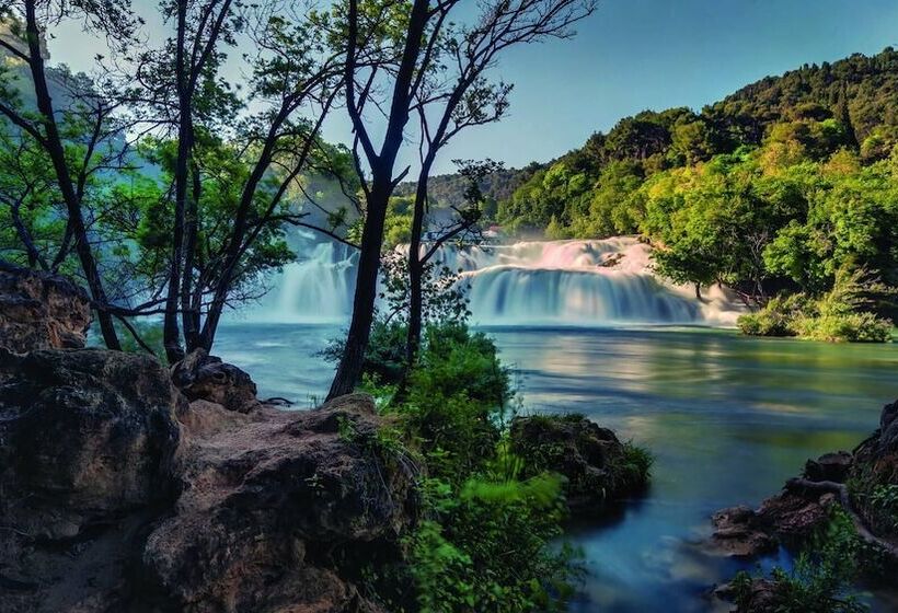 Fm Mobile   Oaza Mira, Drage