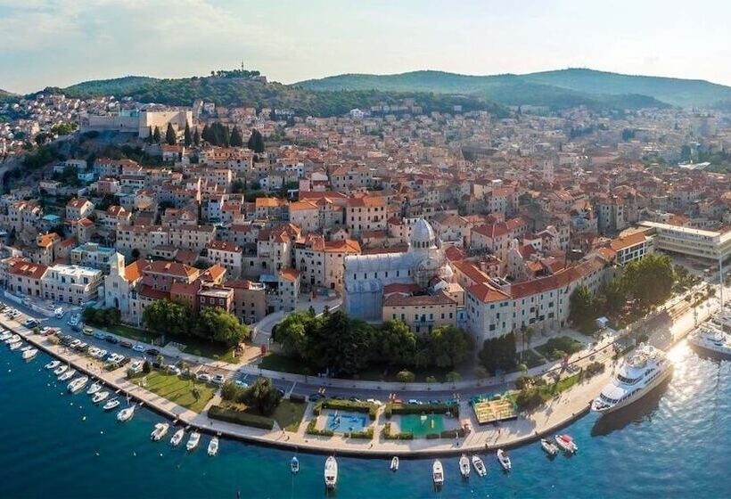 Fm Mobile   Oaza Mira, Drage