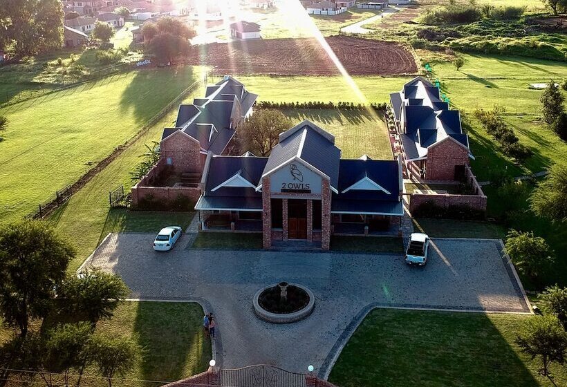 Пансион 2 Owls Guesthouse