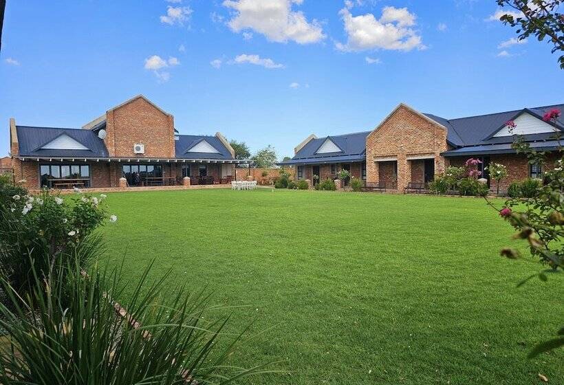 Пансион 2 Owls Guesthouse