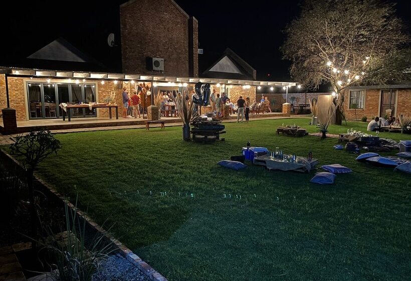 Пансион 2 Owls Guesthouse