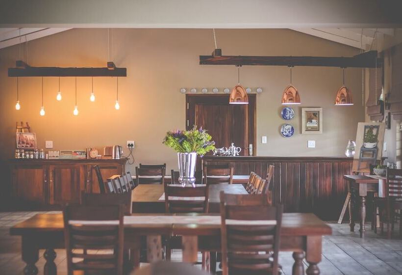 Пансион 2 Owls Guesthouse