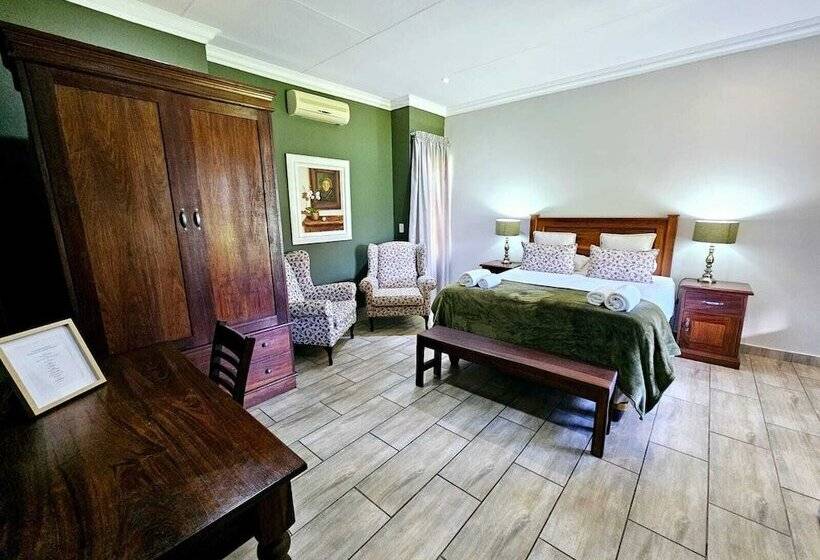 Пансион 2 Owls Guesthouse