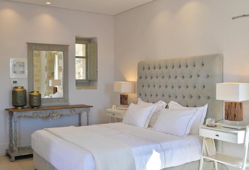 פנסיון Akrolithi Boutique