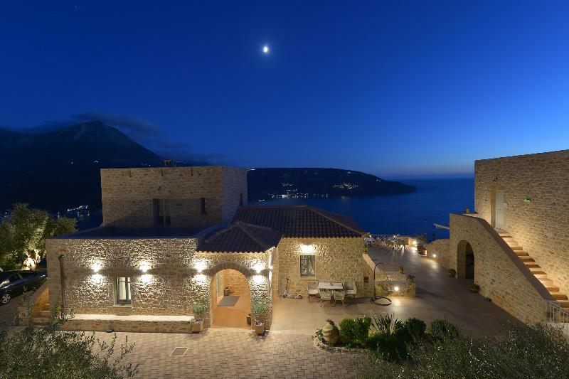 פנסיון Akrolithi Boutique