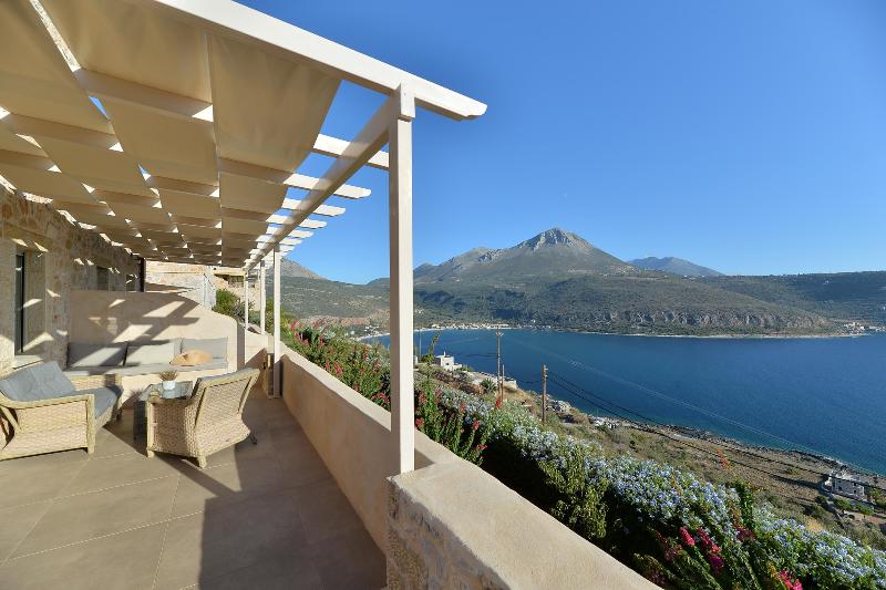 פנסיון Akrolithi Boutique